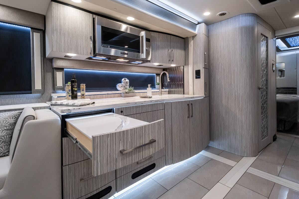 Bus-Stuff.com Class A Rv For Sale