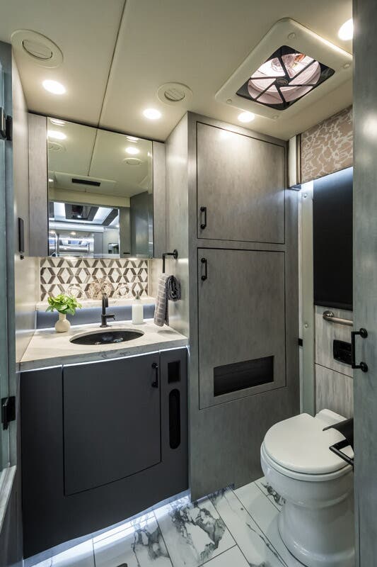 Bus-Stuff.com Class A Rv For Sale