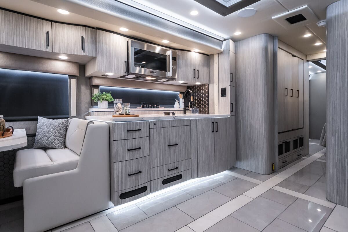 Bus-Stuff.com Class A Rv For Sale