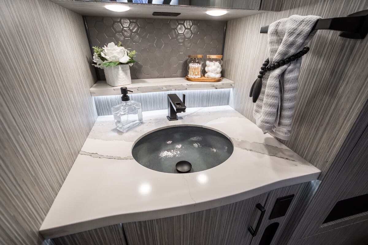 Bus-Stuff.com Class A Rv For Sale