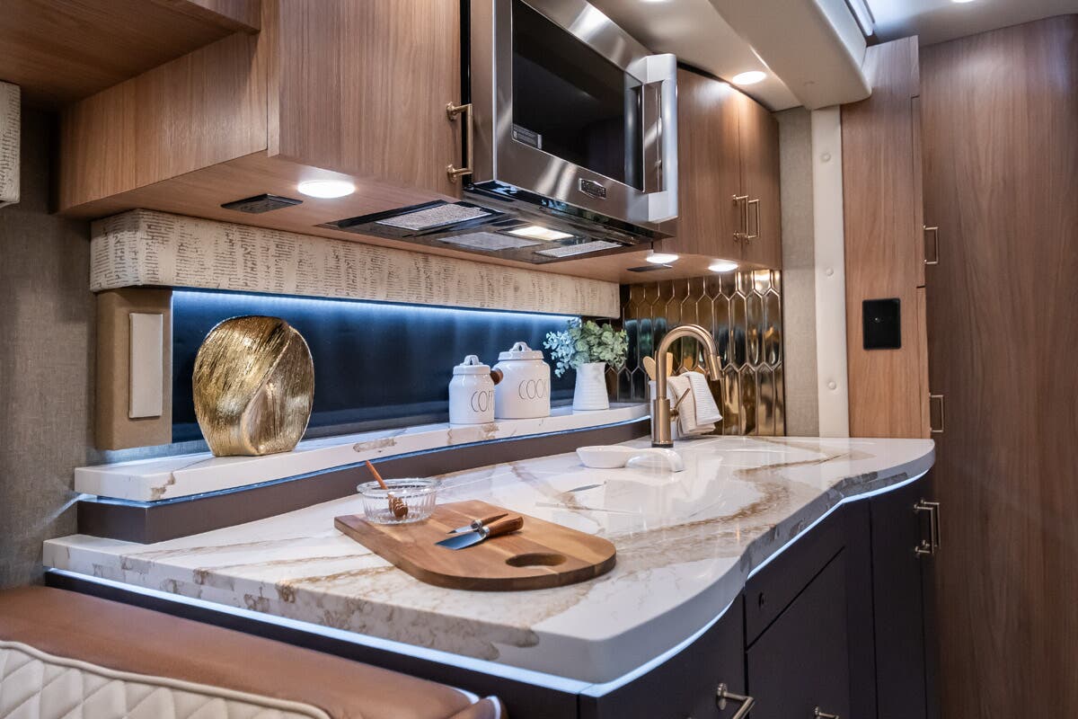 Bus-Stuff.com Class A Rv For Sale