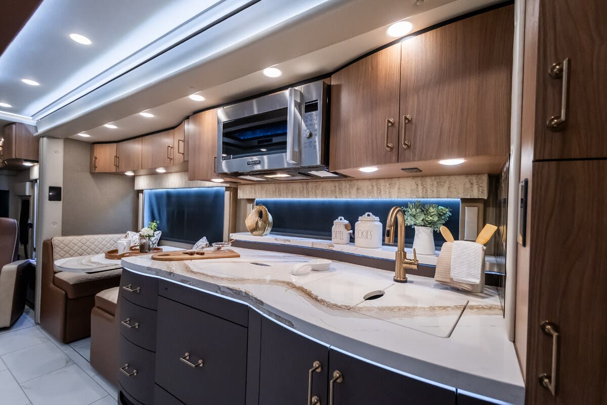 Bus-Stuff.com Class A Rv For Sale
