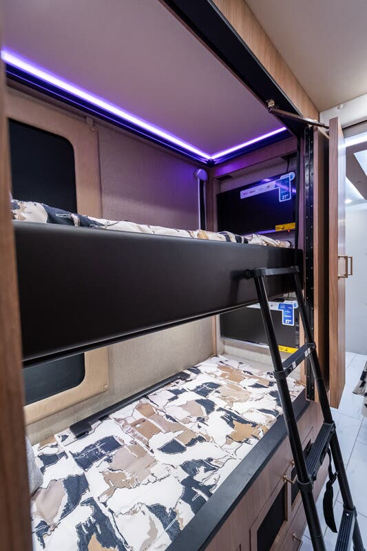 Bus-Stuff.com Class A Rv For Sale