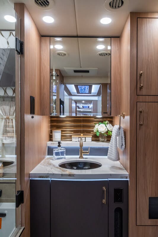 Bus-Stuff.com Class A Rv For Sale