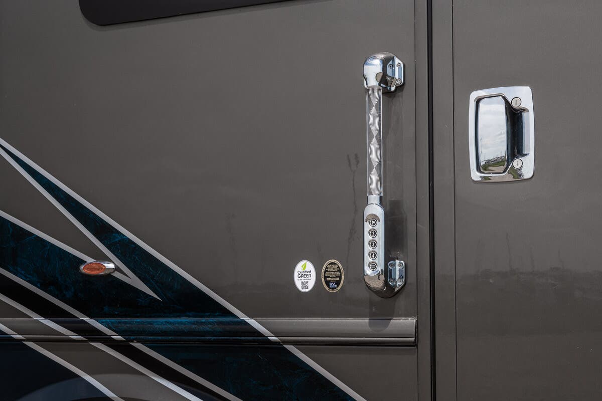 Bus-Stuff.com Class A Rv For Sale