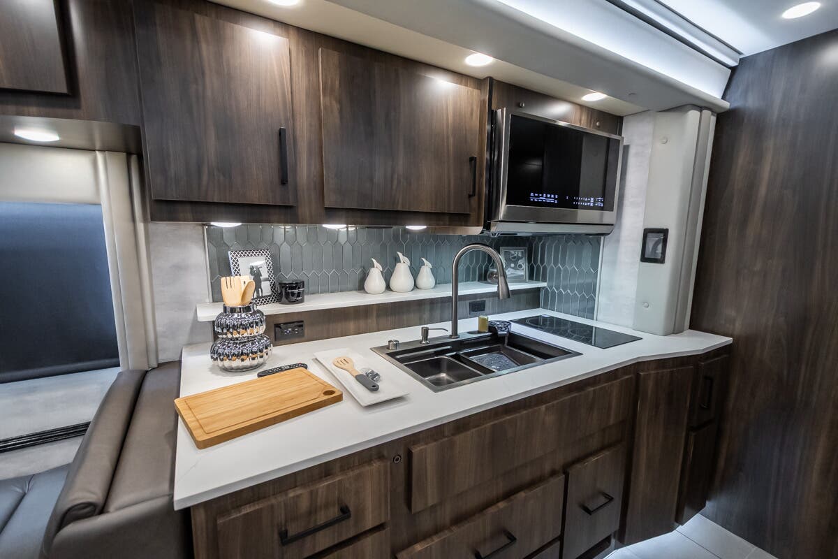 Bus-Stuff.com Class A Rv For Sale