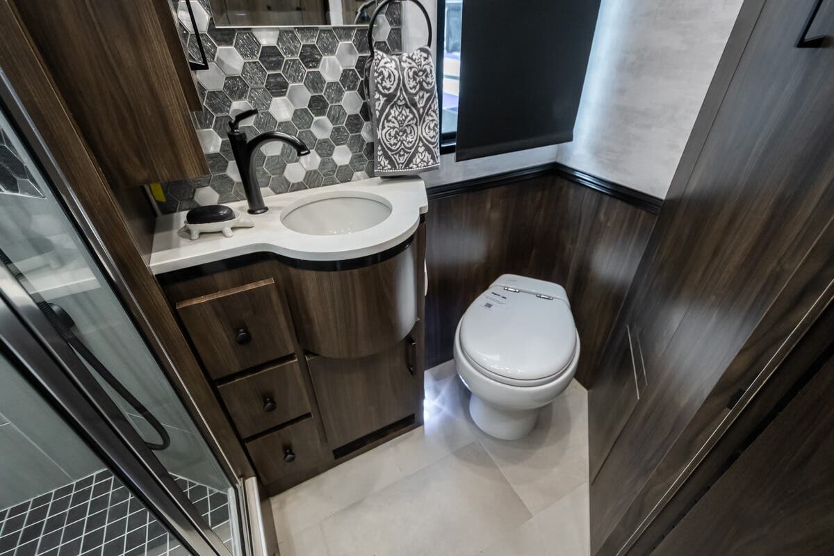 Bus-Stuff.com Class A Rv For Sale