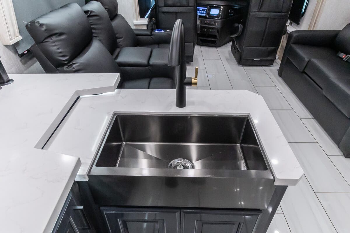 Bus-Stuff.com Class A Rv For Sale