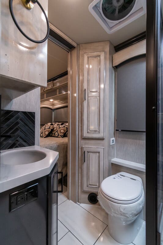 Bus-Stuff.com Class A Rv For Sale