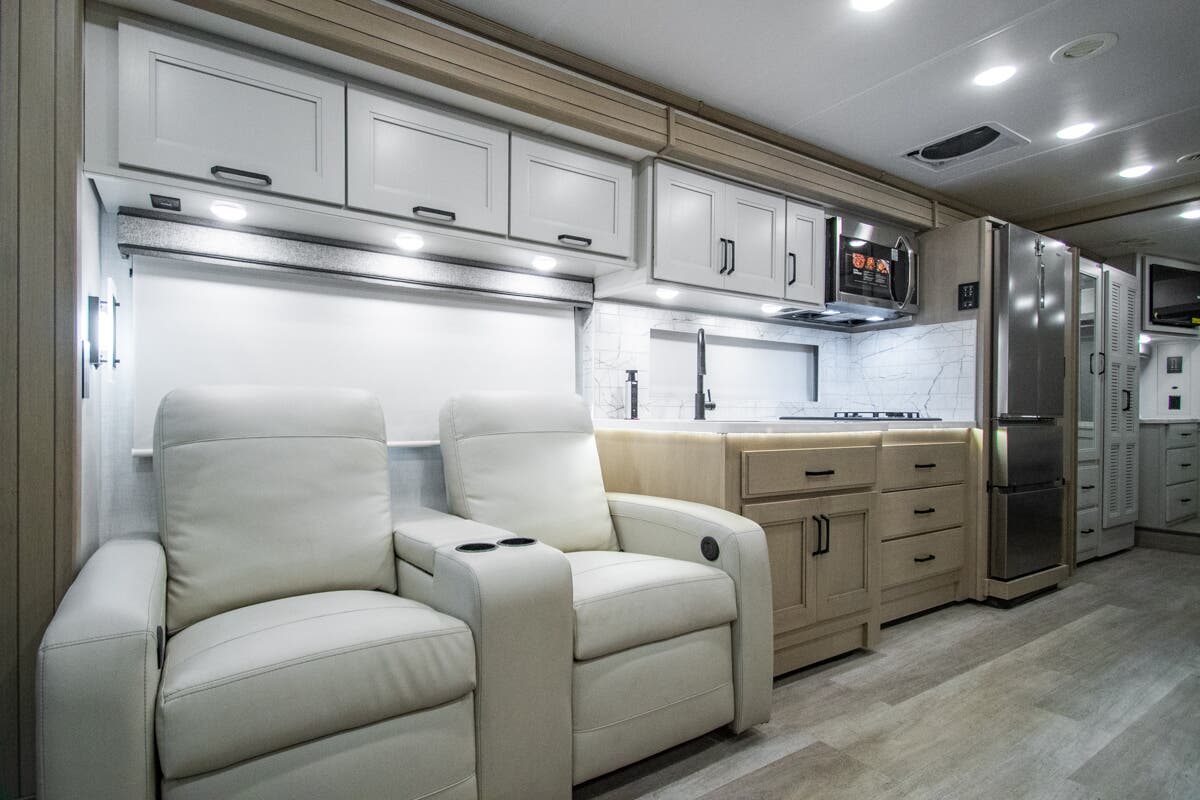 Bus-Stuff.com Class A Rv For Sale