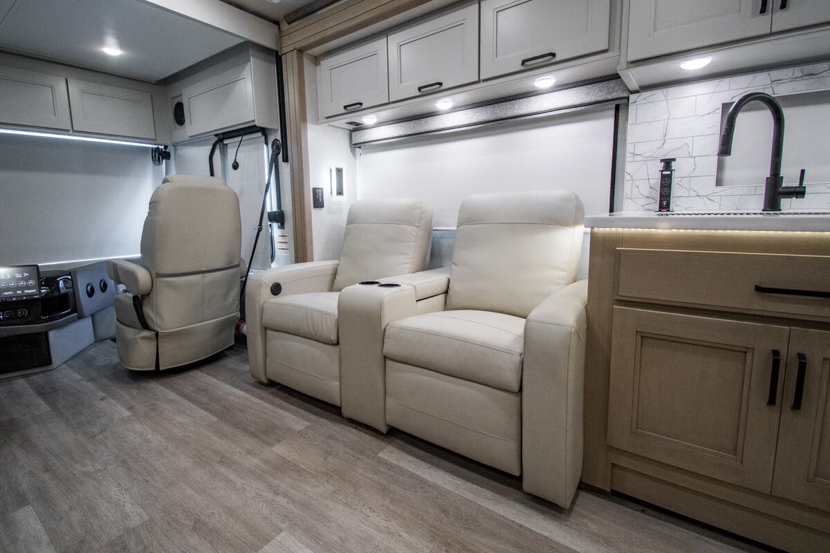 Bus-Stuff.com Class A Rv For Sale