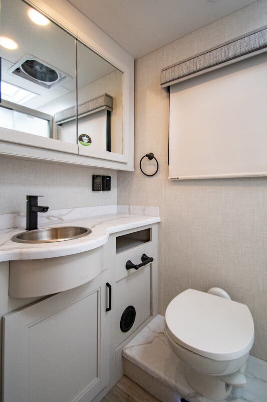 Bus-Stuff.com Class A Rv For Sale