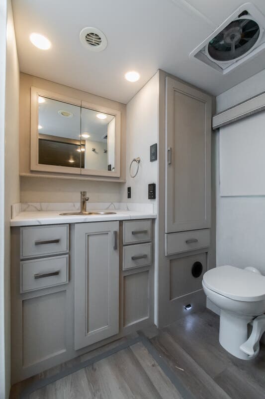 Bus-Stuff.com Class A Rv For Sale