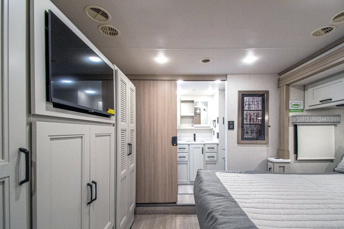 Bus-Stuff.com Class A Rv For Sale