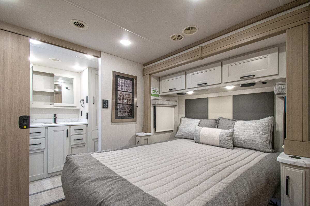 Bus-Stuff.com Class A Rv For Sale