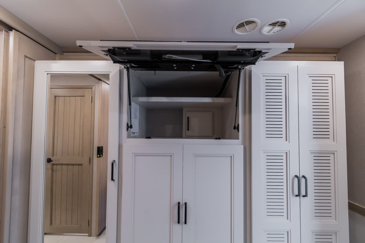 Bus-Stuff.com Class A Rv For Sale