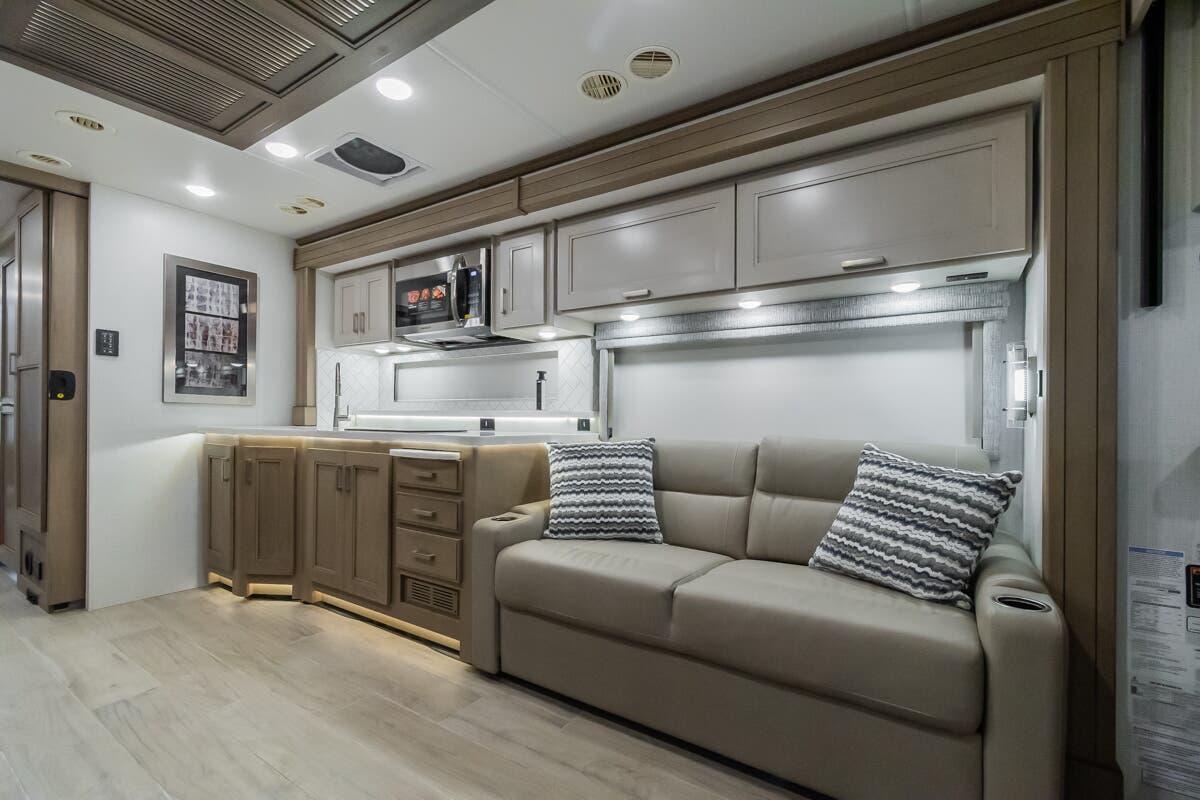 Bus-Stuff.com Class A Rv For Sale