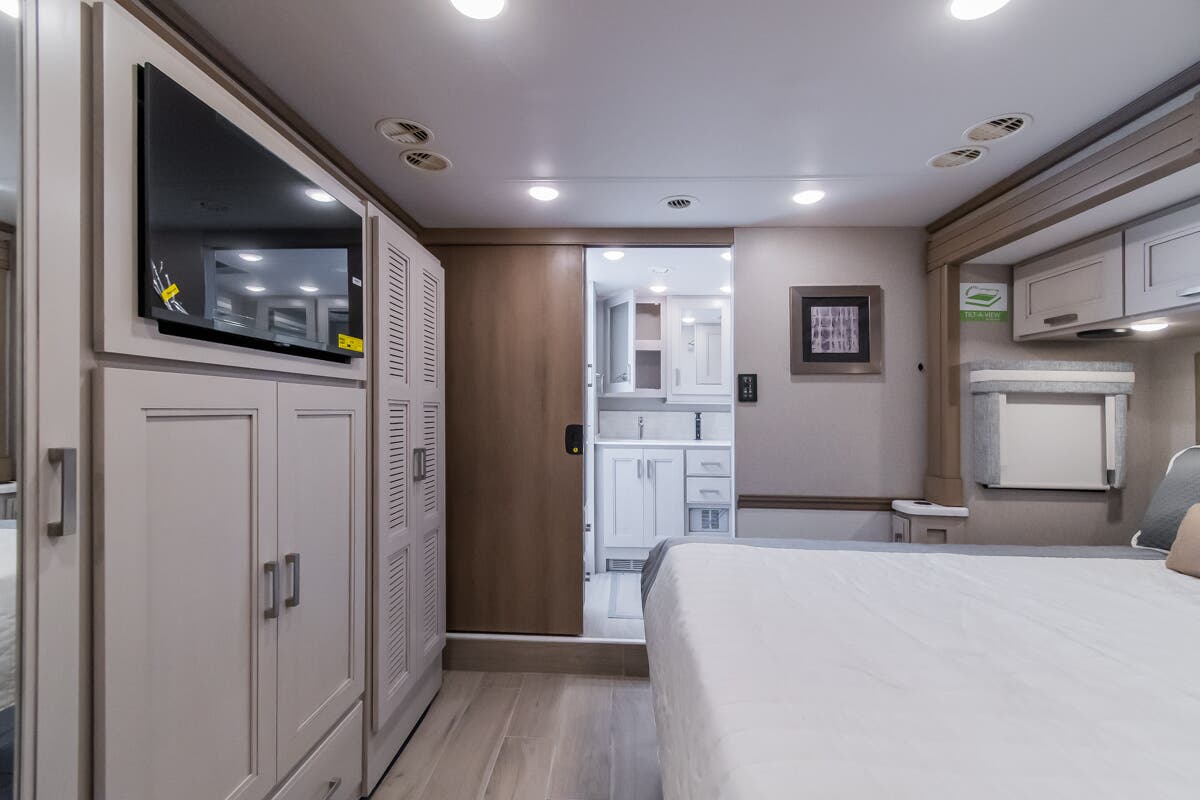 Bus-Stuff.com Class A Rv For Sale