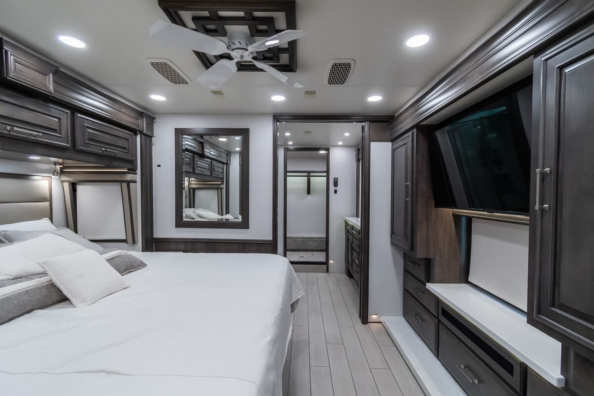 Bus-Stuff.com Class A Rv For Sale