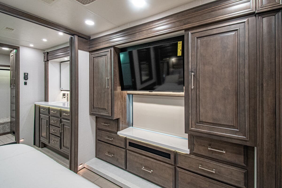 Bus-Stuff.com Class A Rv For Sale