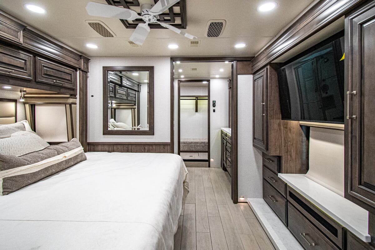 Bus-Stuff.com Class A Rv For Sale