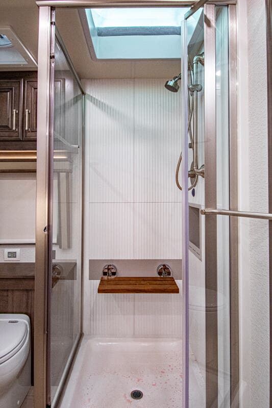 Bus-Stuff.com Class A Rv For Sale