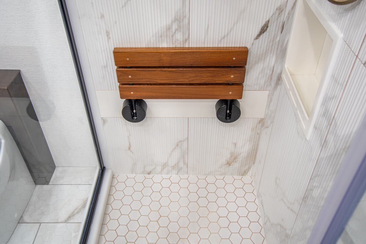 Bus-Stuff.com Class A Rv For Sale