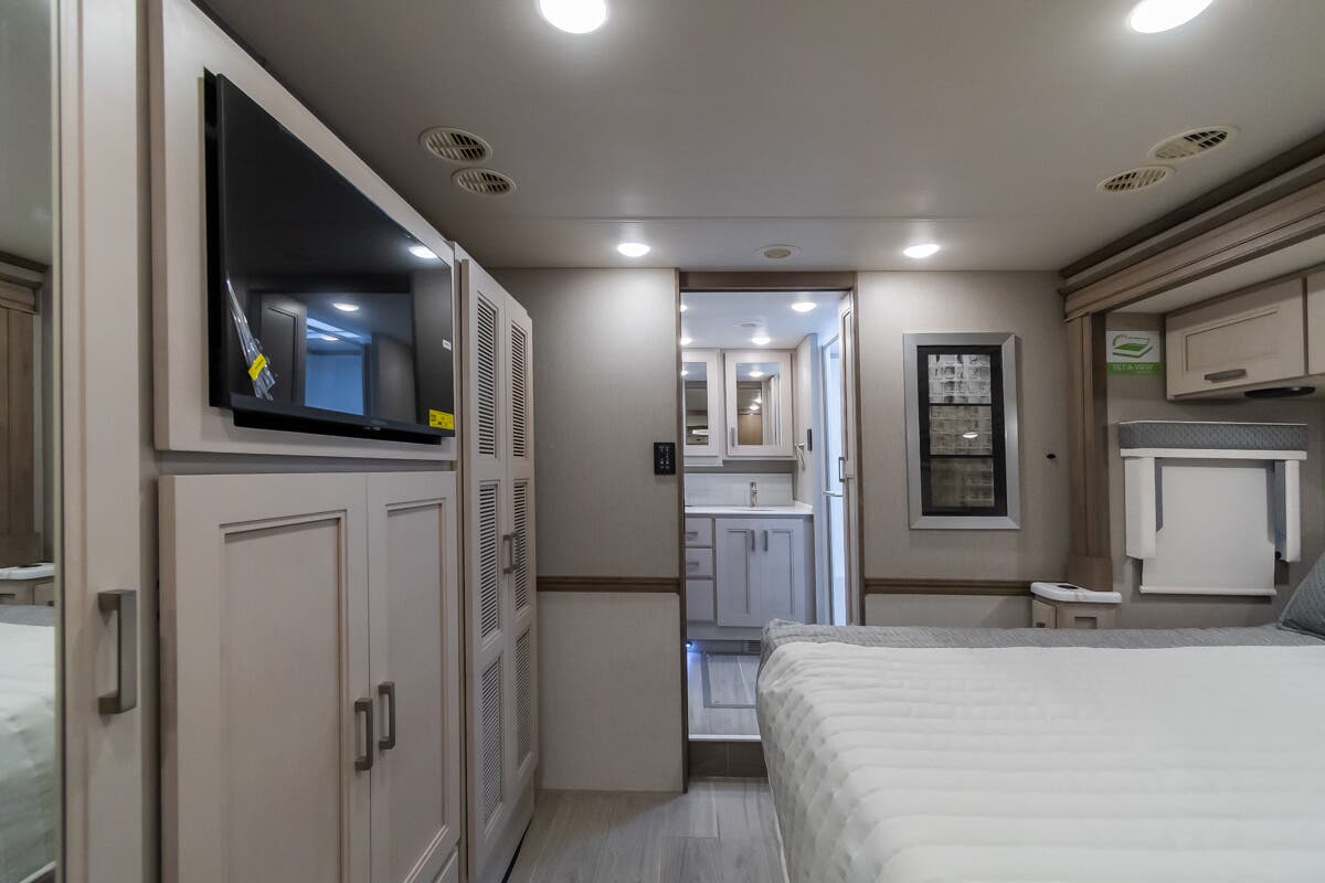Bus-Stuff.com Class A Rv For Sale