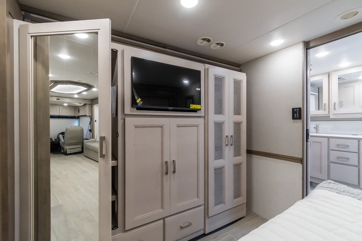 Bus-Stuff.com Class A Rv For Sale