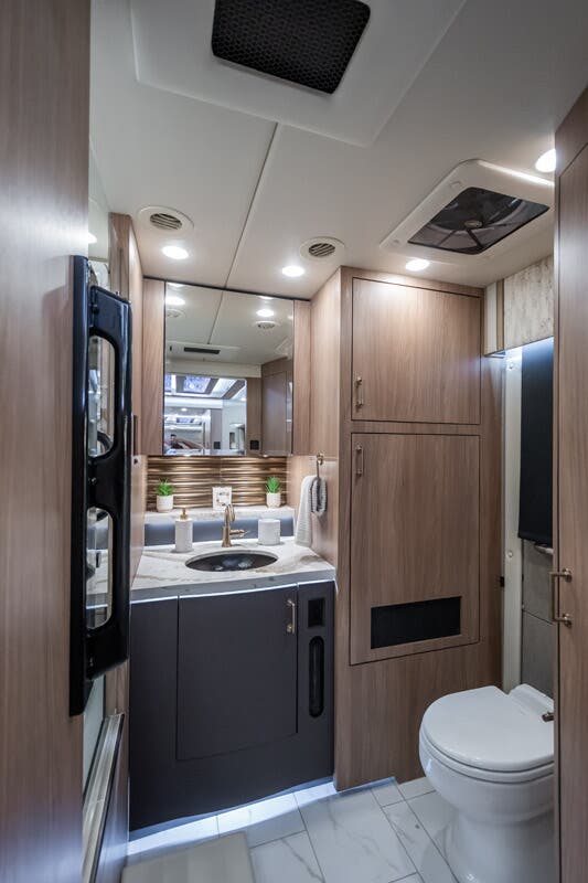 Bus-Stuff.com Class A Rv For Sale