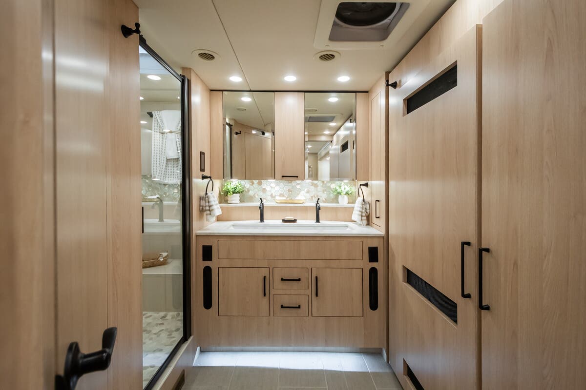 Bus-Stuff.com Class A Rv For Sale