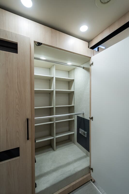 Bus-Stuff.com Class A Rv For Sale