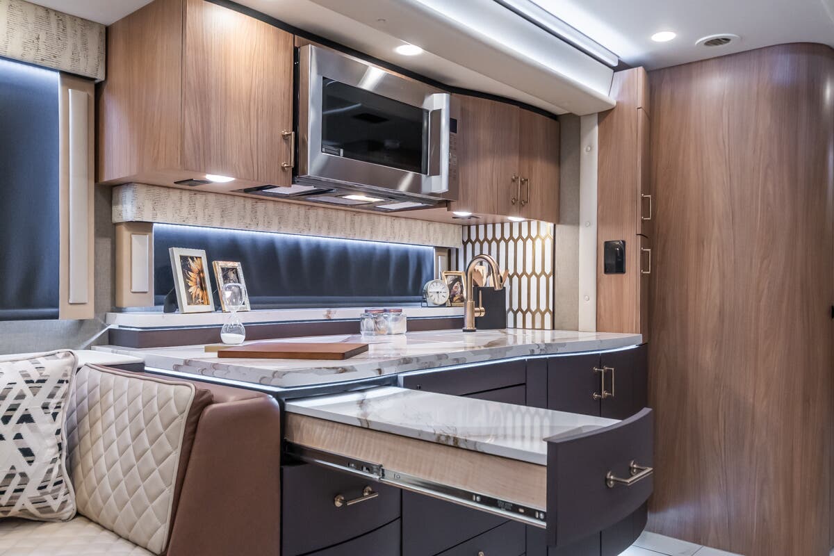 Bus-Stuff.com Class A Rv For Sale