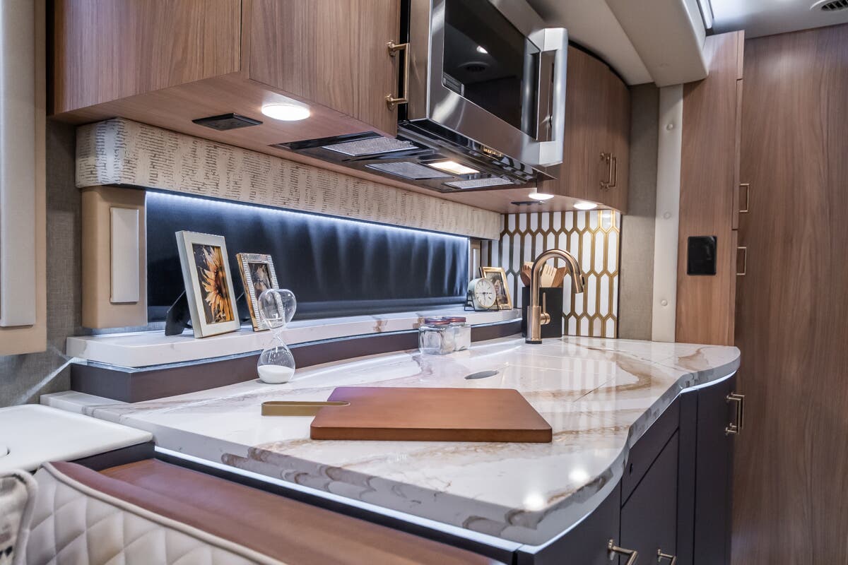 Bus-Stuff.com Class A Rv For Sale