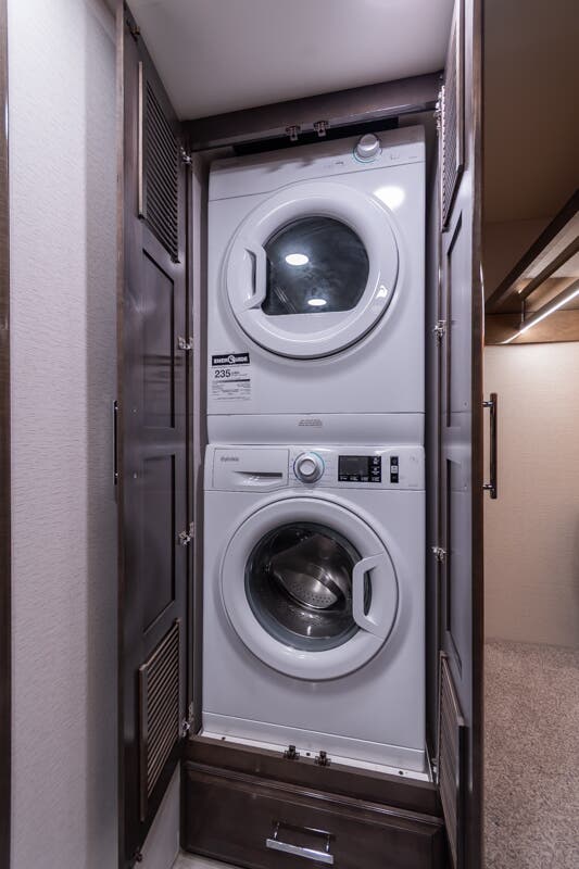 Bus-Stuff.com Class A Rv For Sale