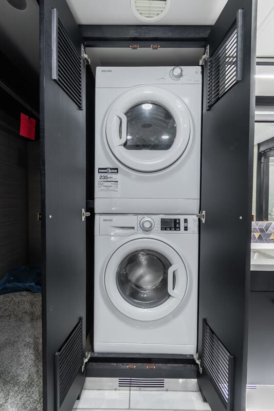 Bus-Stuff.com Class A Rv For Sale