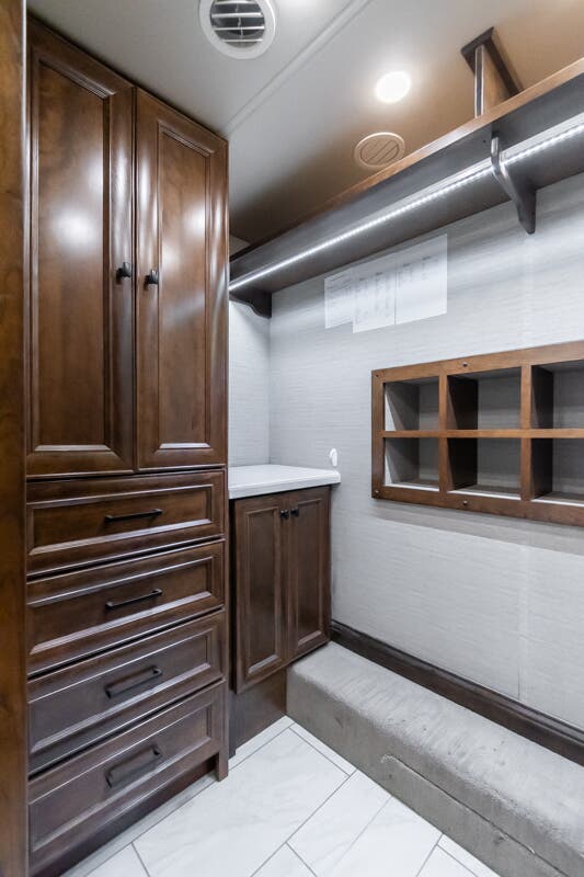 Bus-Stuff.com Class A Rv For Sale