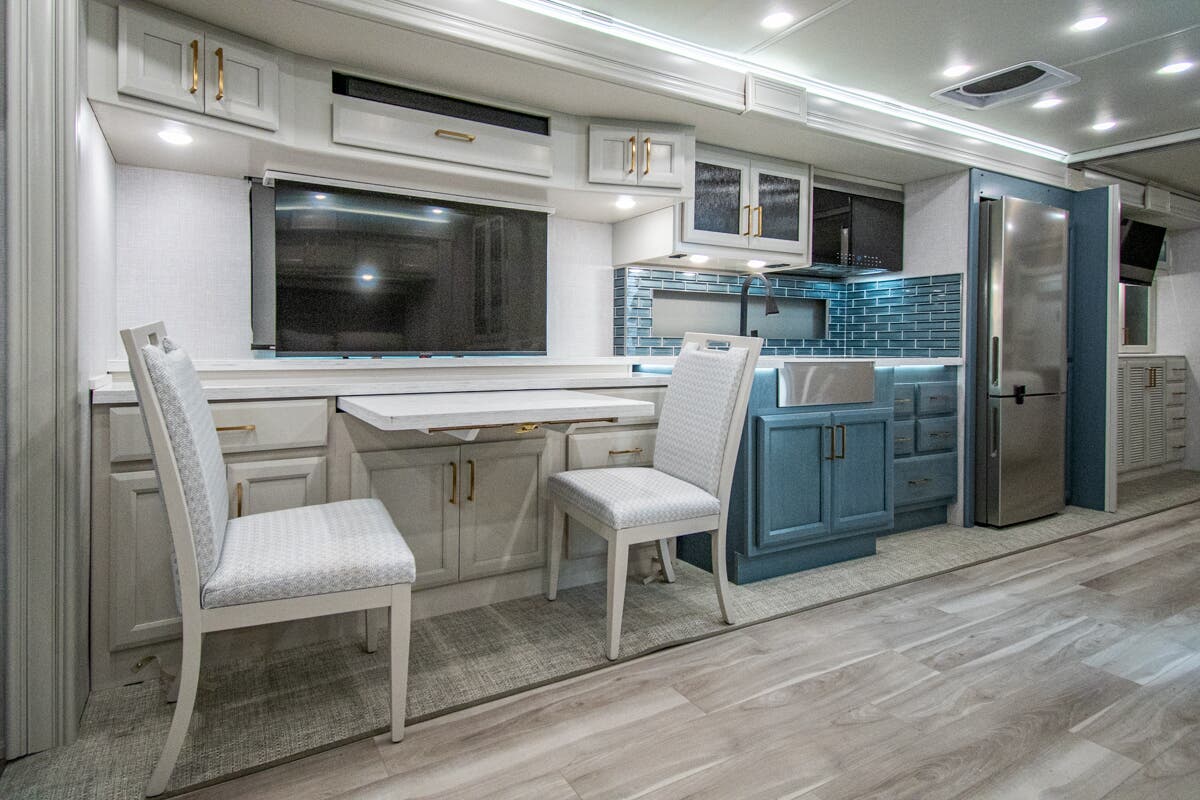 Bus-Stuff.com Class A Rv For Sale
