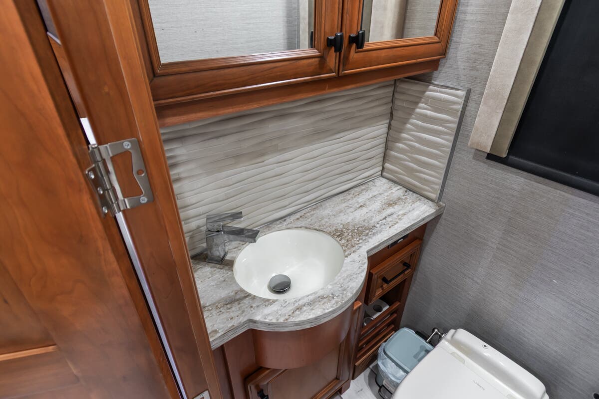 Bus-Stuff.com Class A Rv For Sale