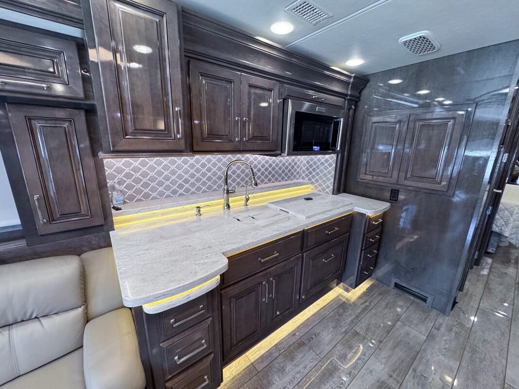 Bus-Stuff.com Class A Rv For Sale
