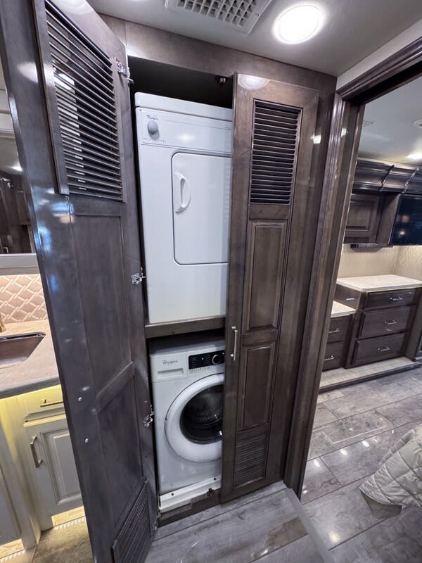 Bus-Stuff.com Class A Rv For Sale