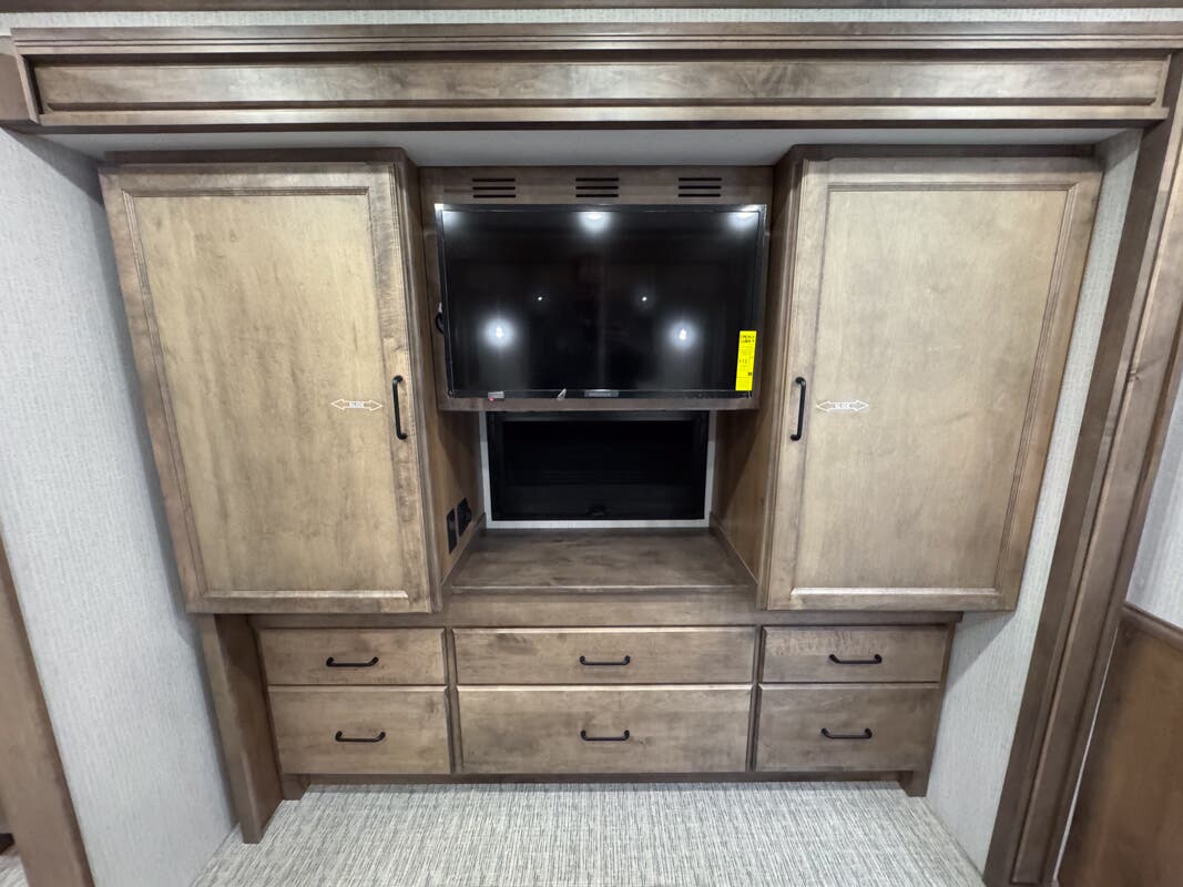 Bus-Stuff.com Class A Rv For Sale