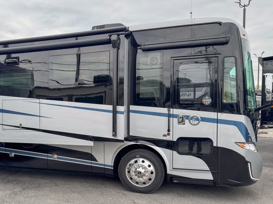 Bus-Stuff.com Class A Rv For Sale