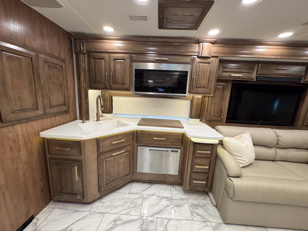 Bus-Stuff.com Class A Rv For Sale