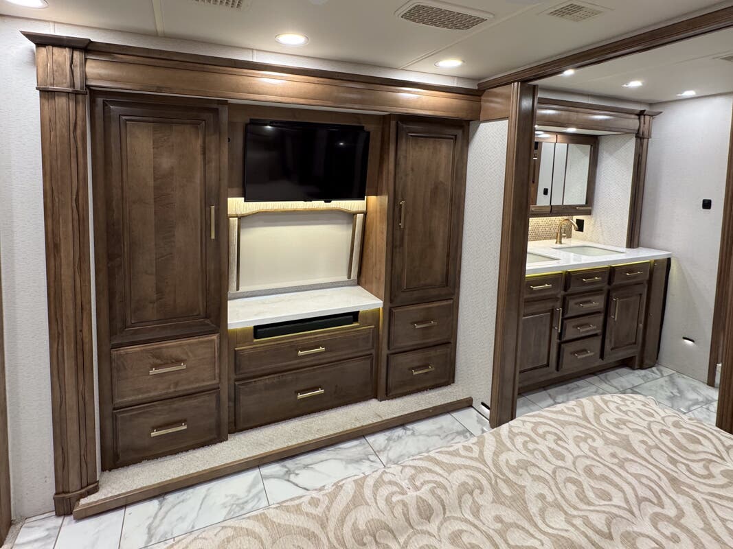 Bus-Stuff.com Class A Rv For Sale