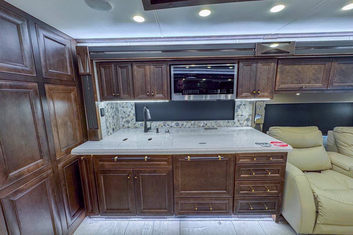 Bus-Stuff.com Class A Rv For Sale