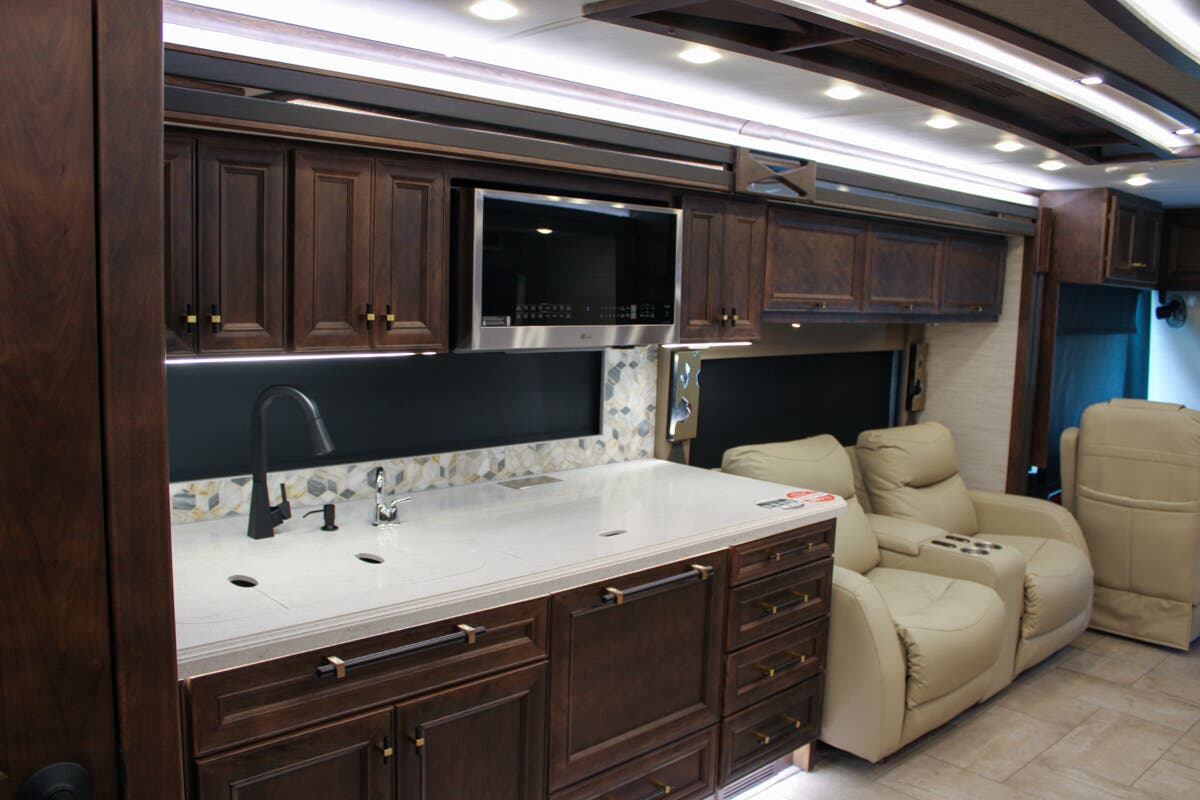 Bus-Stuff.com Class A Rv For Sale