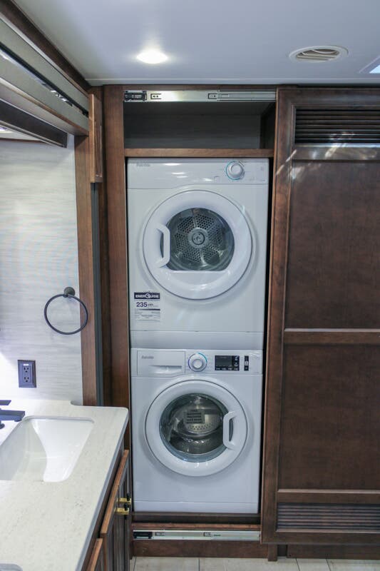 Bus-Stuff.com Class A Rv For Sale