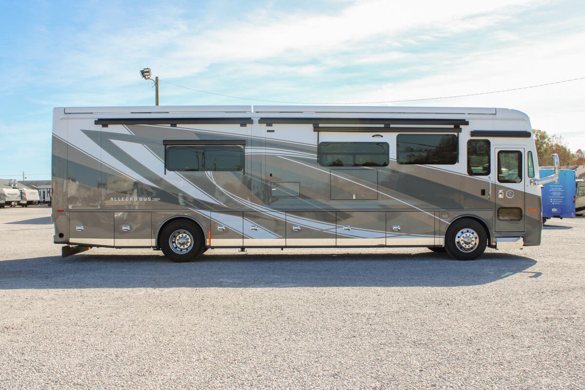 Bus-Stuff.com Class A Rv For Sale