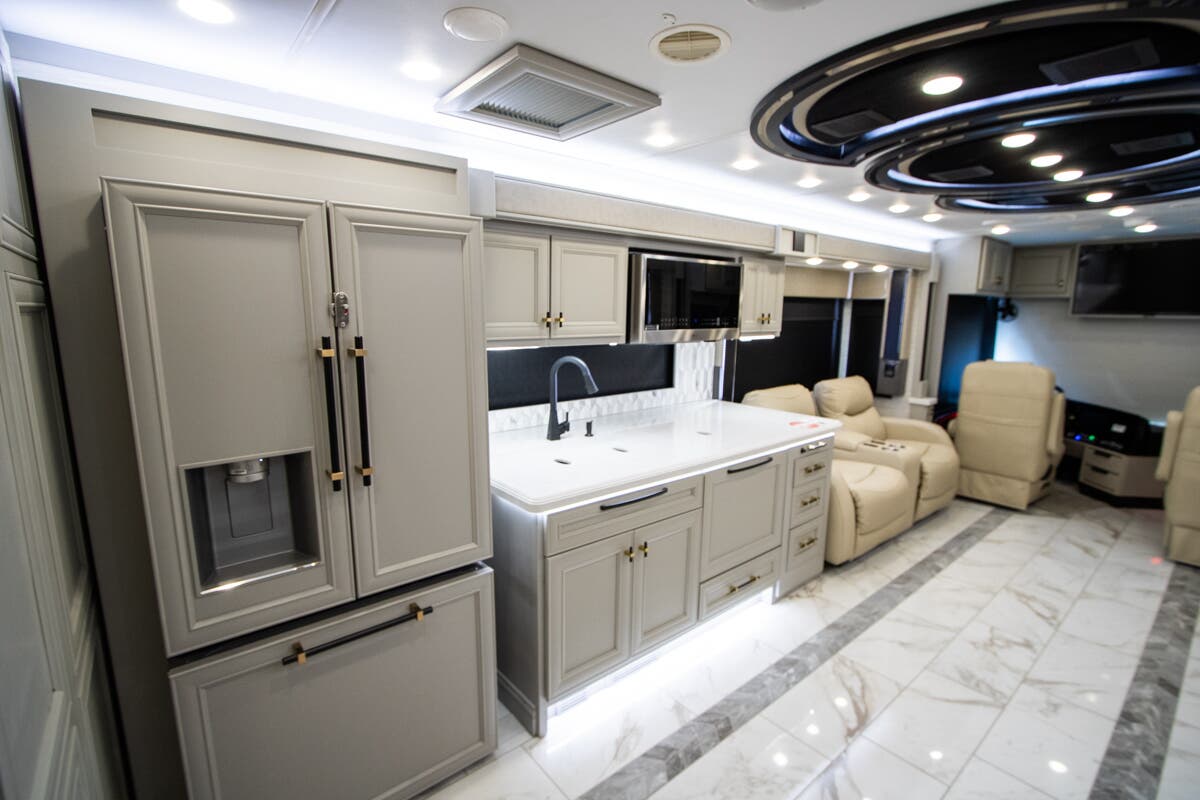 Bus-Stuff.com Class A Rv For Sale